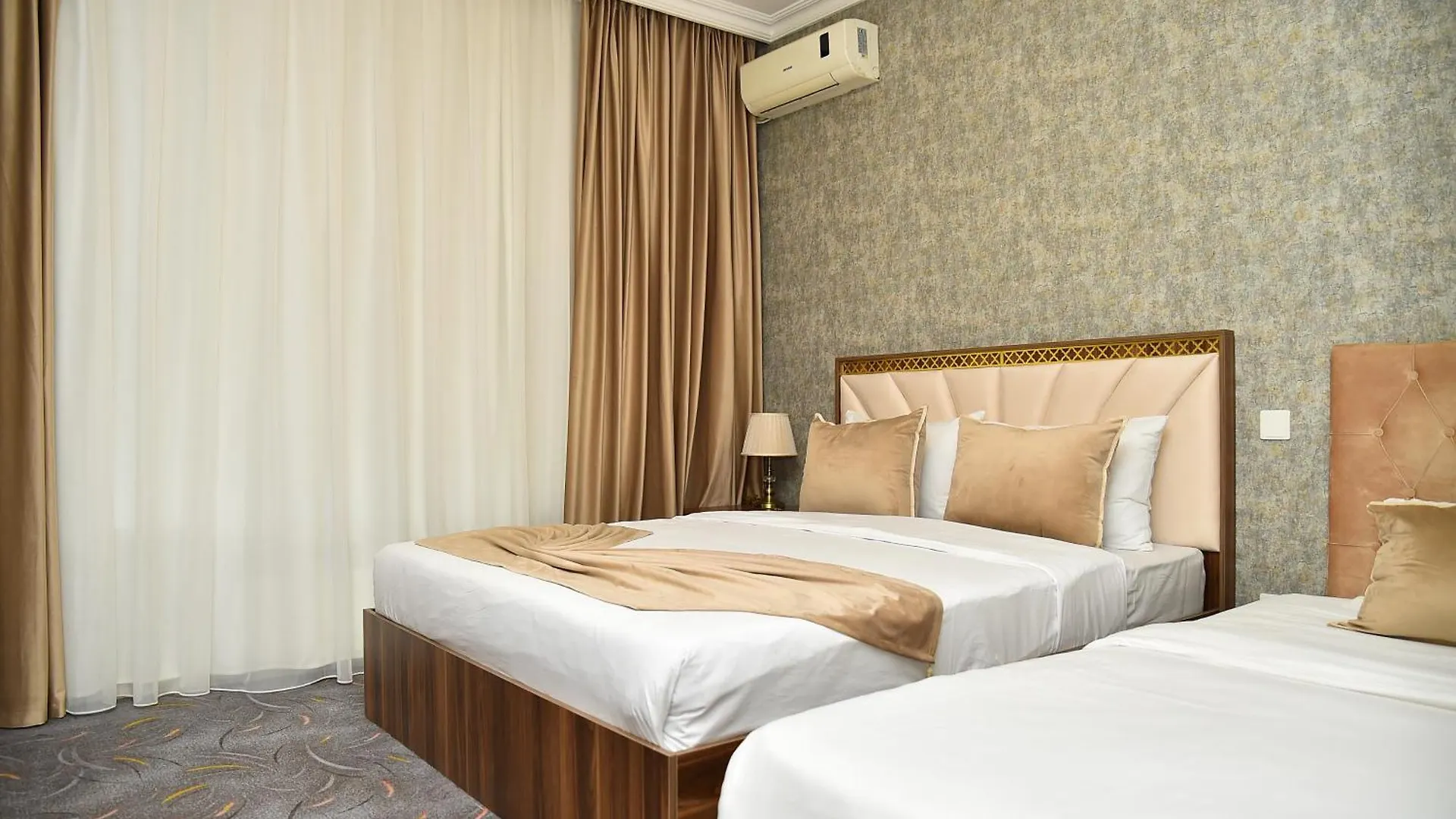 Boulevard Rigs Boutique Hotel バクー